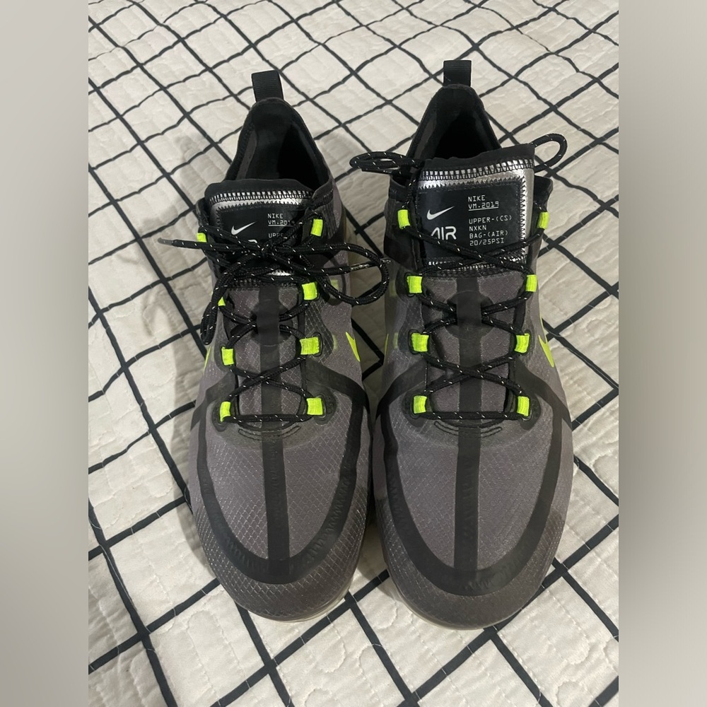 NIKE AIR VM.2019